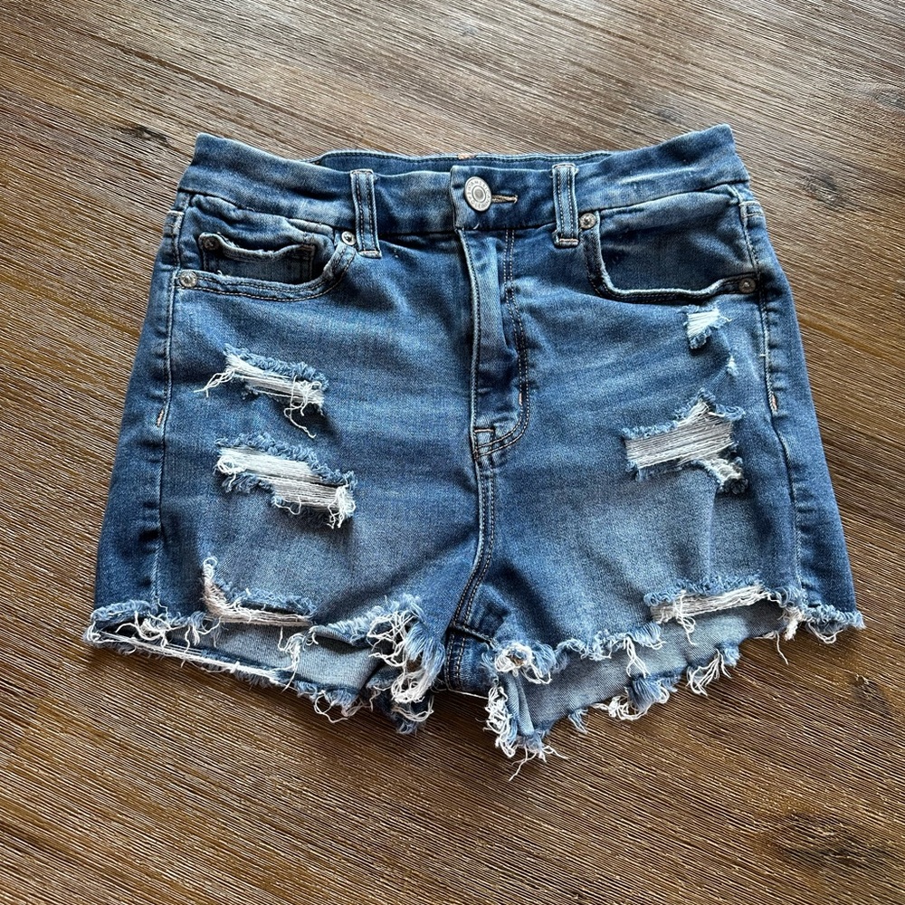 American Eagle Blue “Curvy Hi-Rise Shortie” Distressed Jean Shorts size 4
